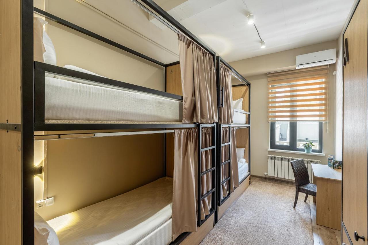 Bodo Hostel Biszkek Zewnętrze zdjęcie